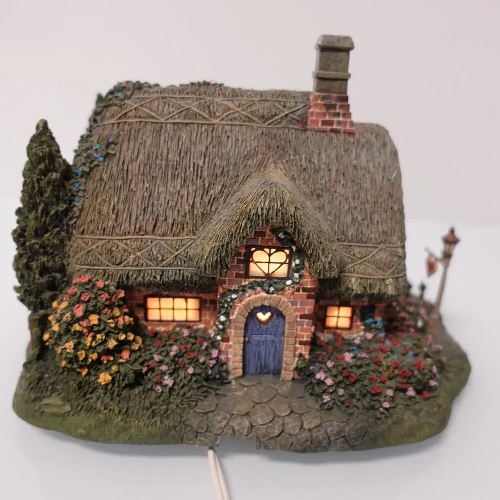 Hawthorne Village Seaside Thomas Kinkade Sweetheart Cottage Lighted COA 79733